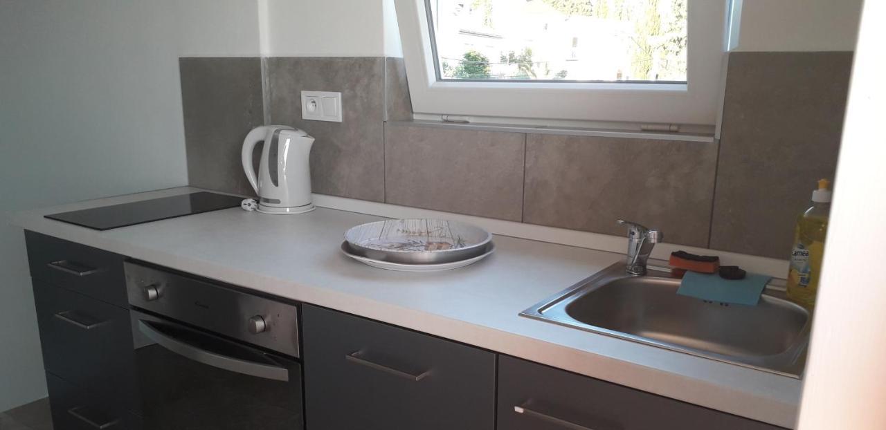 Vila Zdenka Apartmants ซริกเวนิซา ภายนอก รูปภาพ