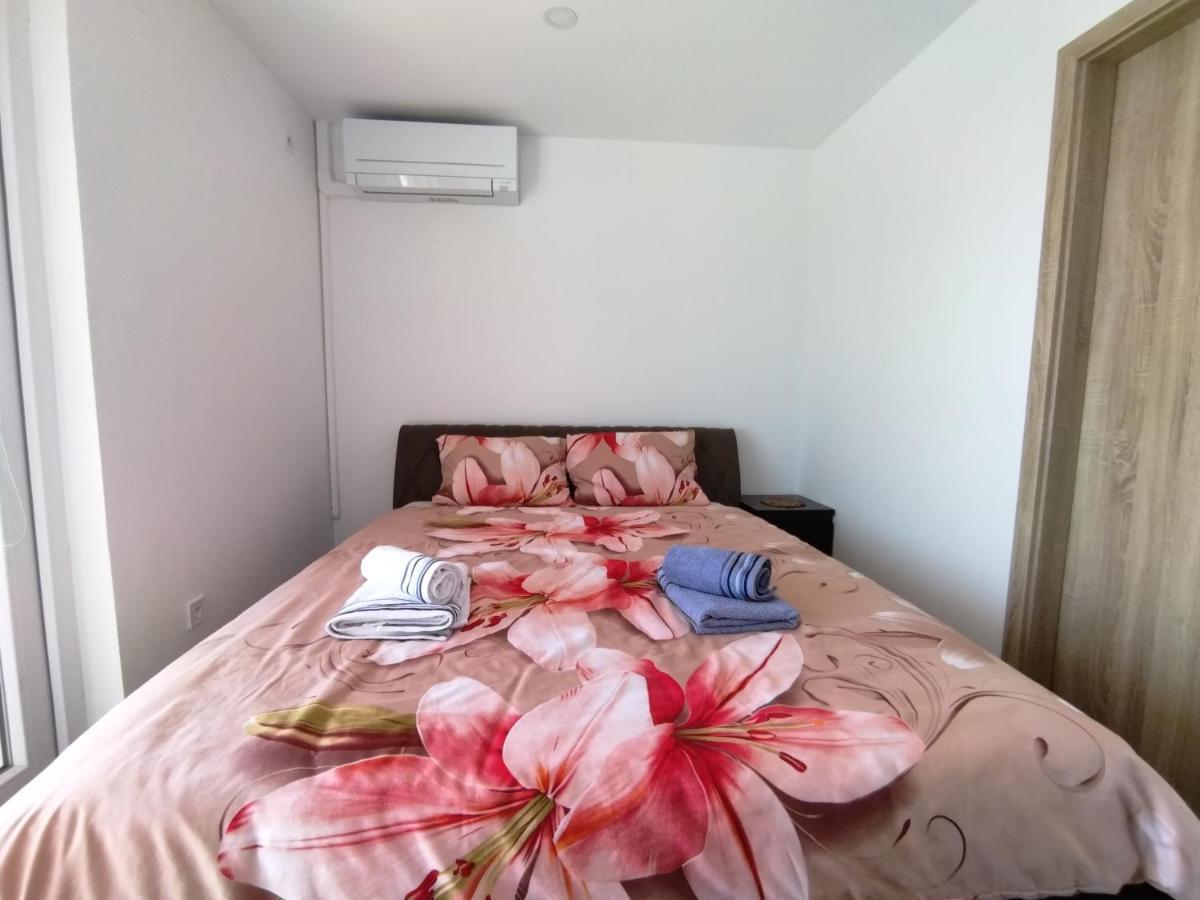 Vila Zdenka Apartmants ซริกเวนิซา ภายนอก รูปภาพ