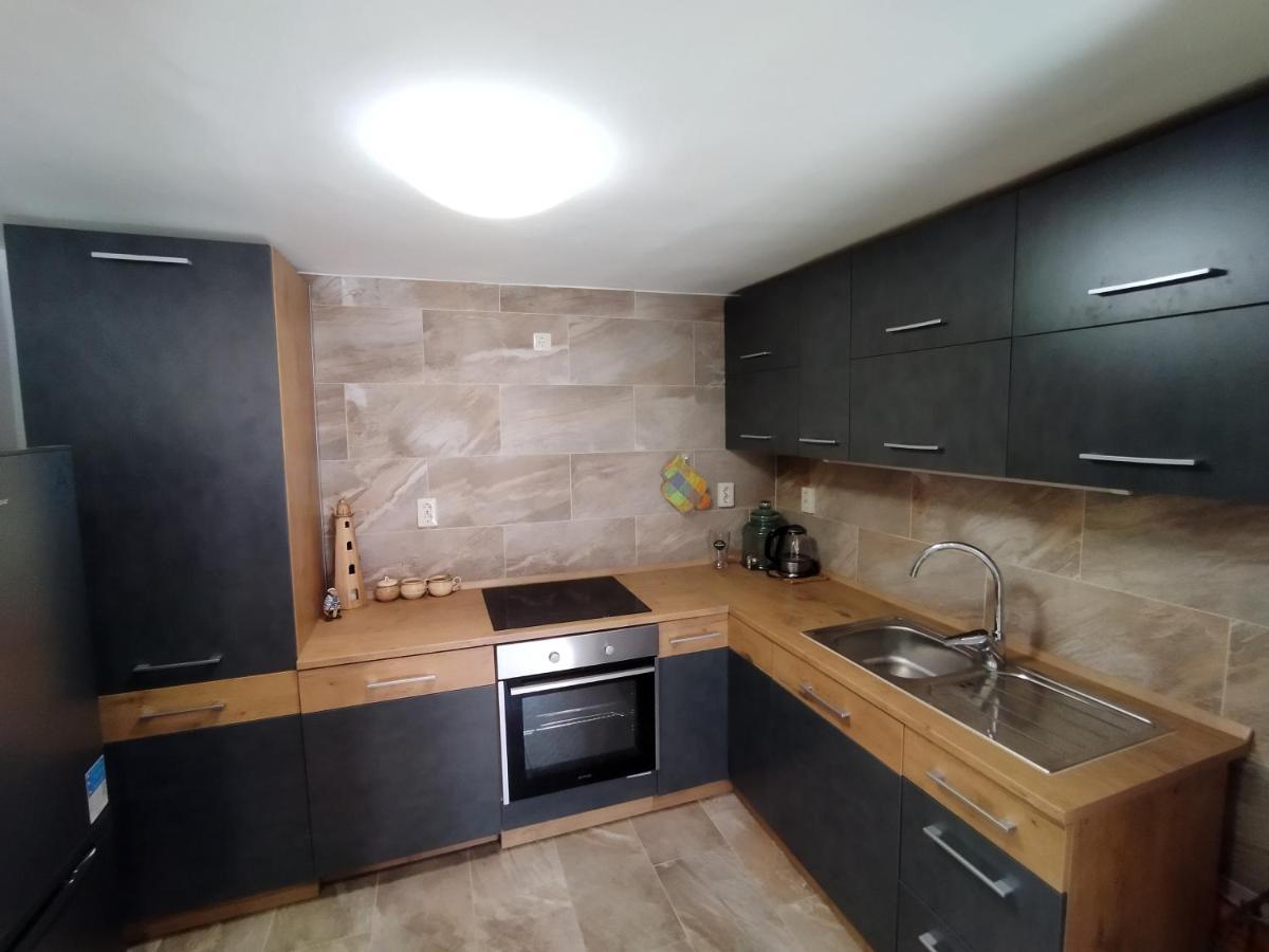 Vila Zdenka Apartmants ซริกเวนิซา ภายนอก รูปภาพ